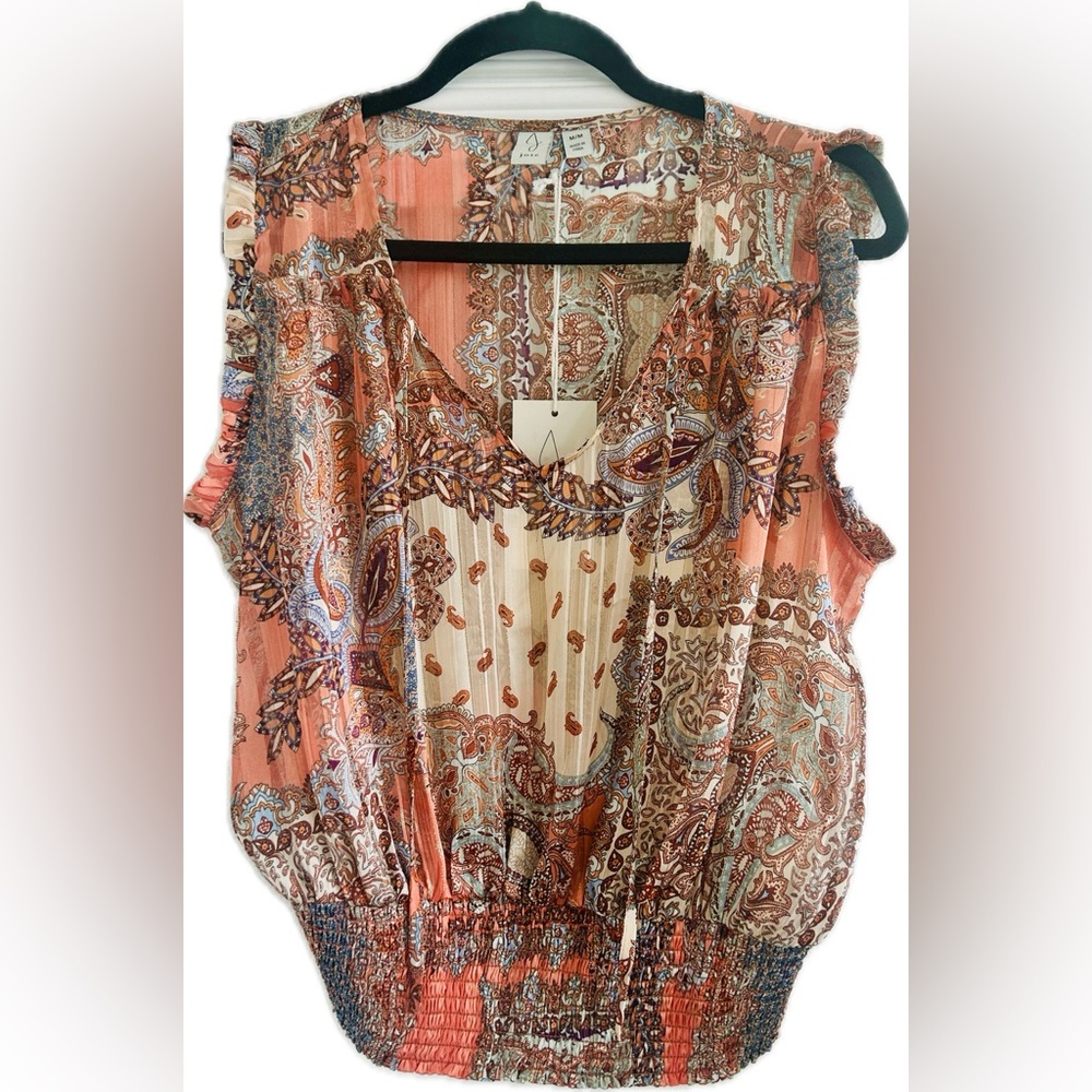 🌺NWT🌺PERFECT JOIE TOP🌺SZ M